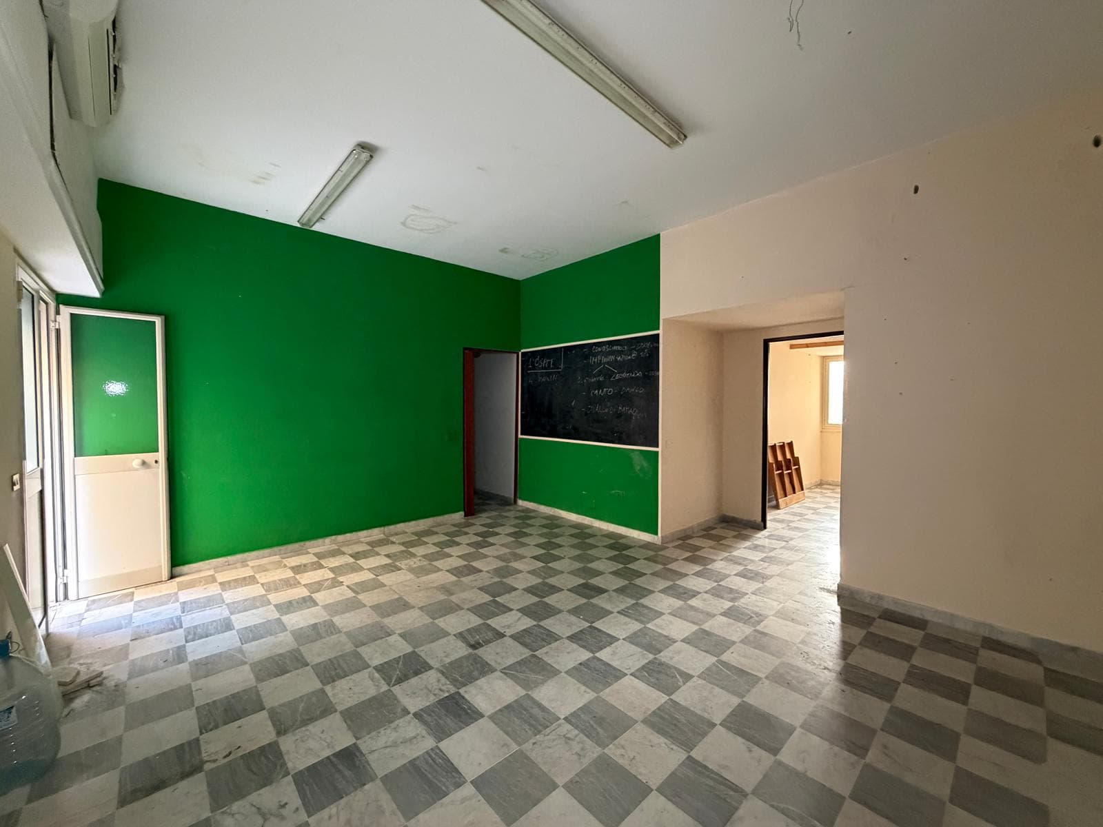Ufficio 80 mq - Sampolo/Laurana