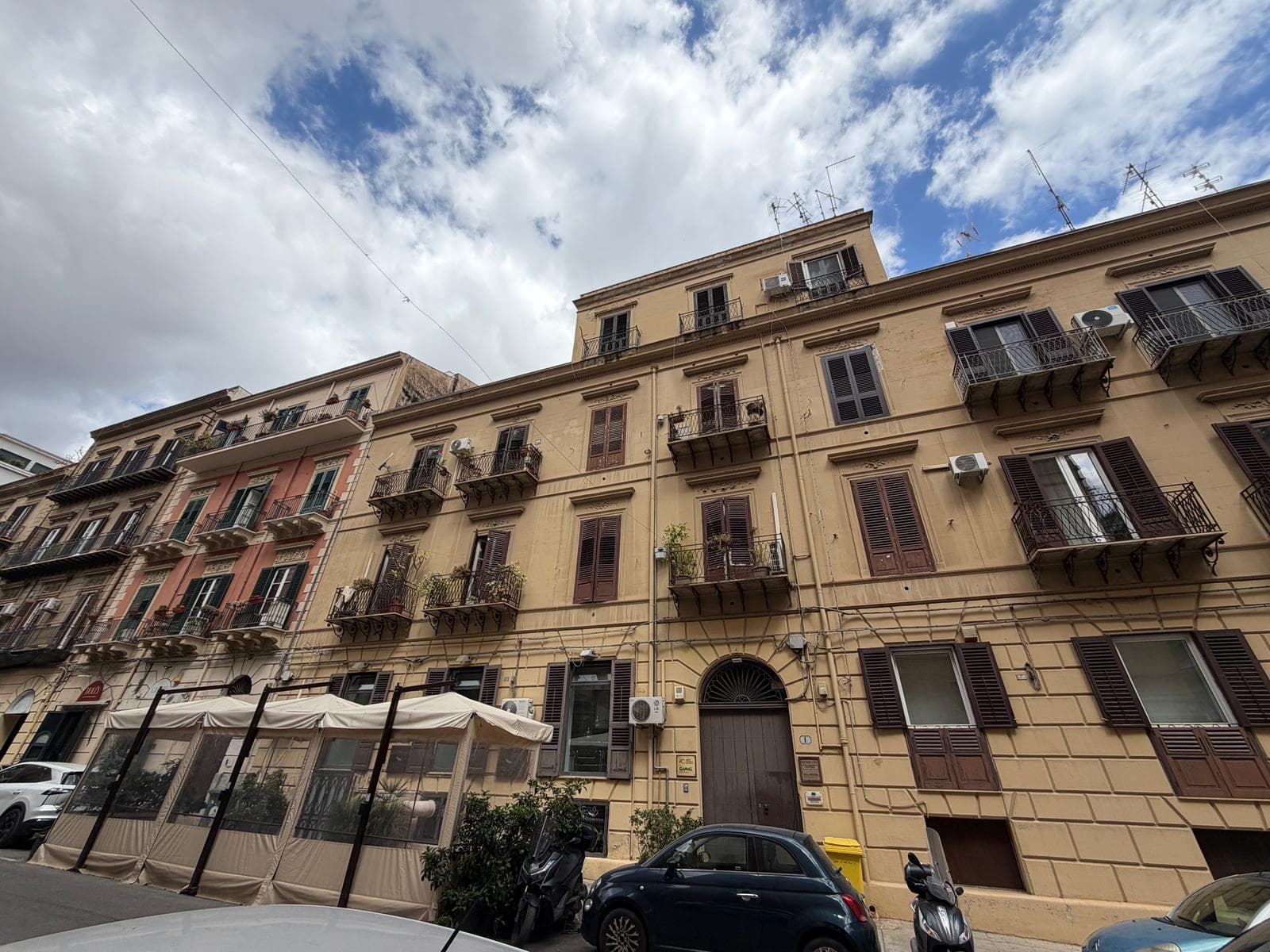 Libertà/Politeama: luminoso appartamento 75 mq